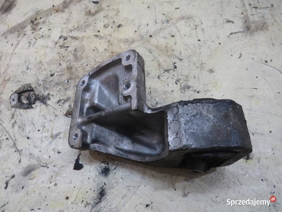 ŁAPA PODUSZKA SILNIKA JEEP WK 30 CRD 52090309AD osobowe