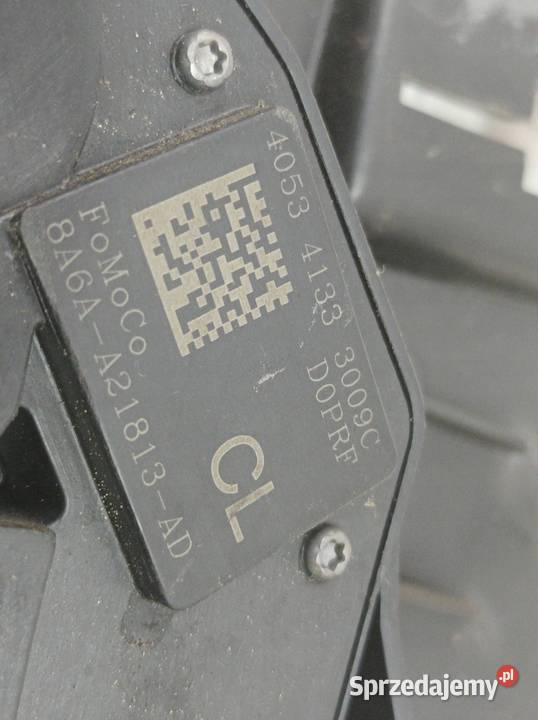 ZAMEK DRZWI LEWY PRZÓD 8A6AA21813AD Ford Fiesta osobowe świętokrzyskie