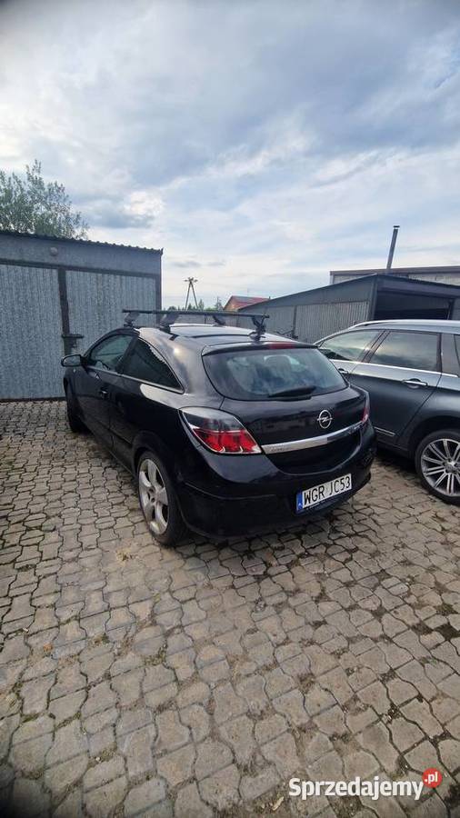 Opel Astra H GTC manualna Mogielnica