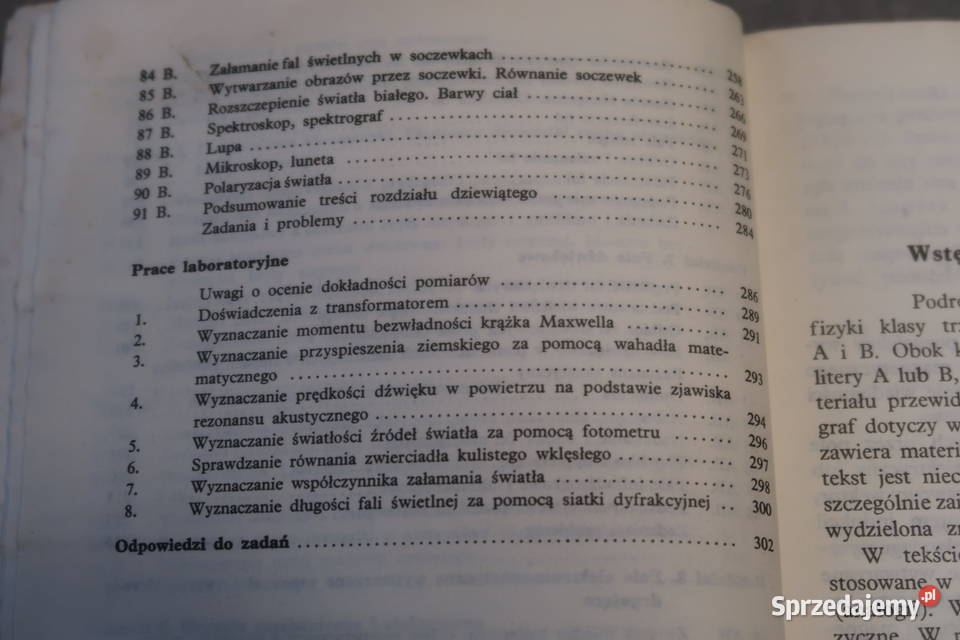 Do sprzedania mam książkę pt FIZYKA klasy III