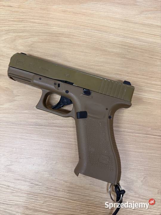 Glock 17 umarex co2 wiatrówka pistolet 45 mm TAN Sporty strzeleckie i myślistwo Zielona Góra