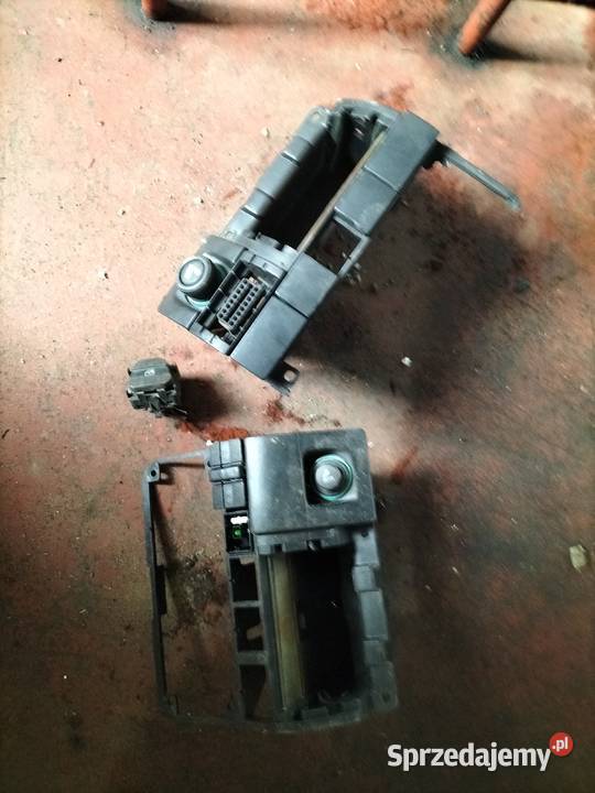 POPIELNICZKA RAMKA VW GOLF III 3 lubelskie Kamień