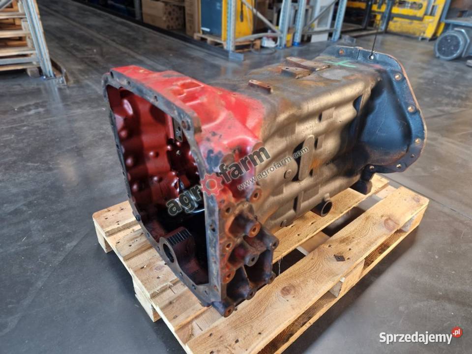 Obudowa skrzyni biegów McCormick MTX 155 Byków sprzedam