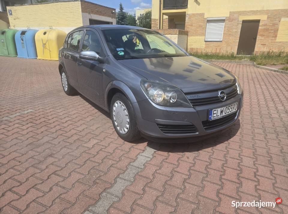 Opel Astra 16 benzyna 2005 długie opłaty Astra Łódź