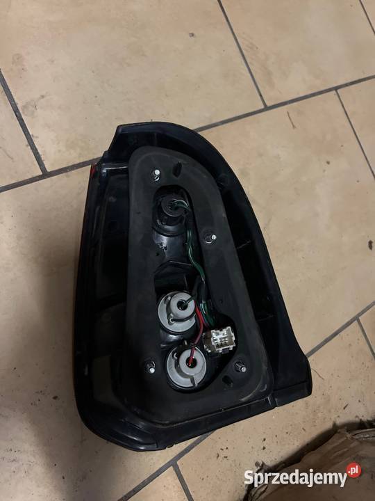 Lampa tyl prawą mitsubischi colt 1 osobowe Margonin