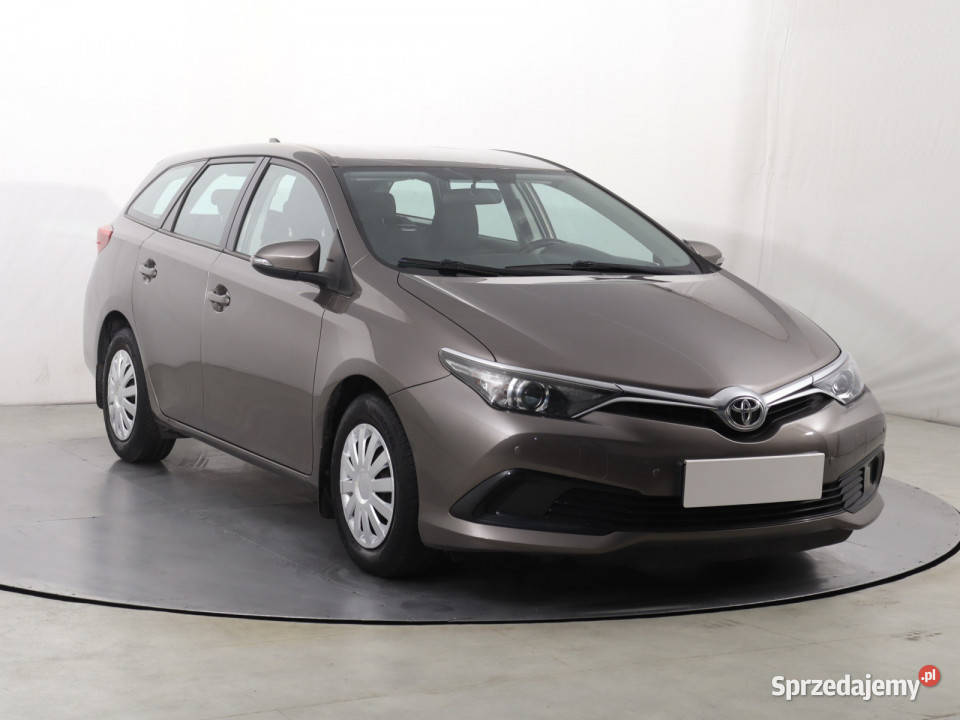 Toyota Auris 13 Dual VVTi Rok produkcji 2016 Katowice
