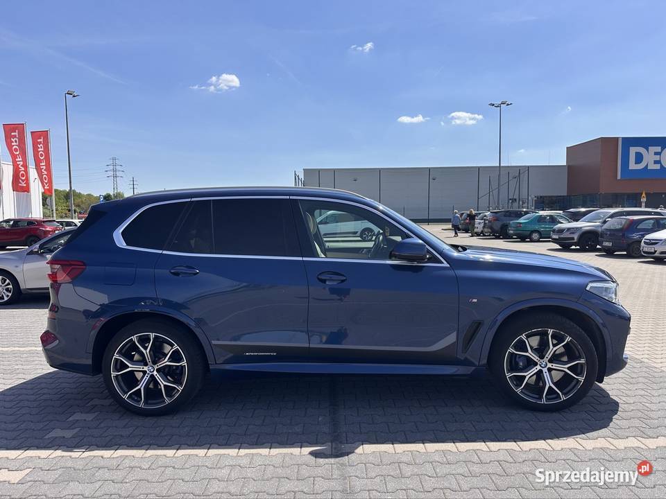 BMW D5 30 Benzyna M Performance Panorama Rok produkcji 2019 Gliwice