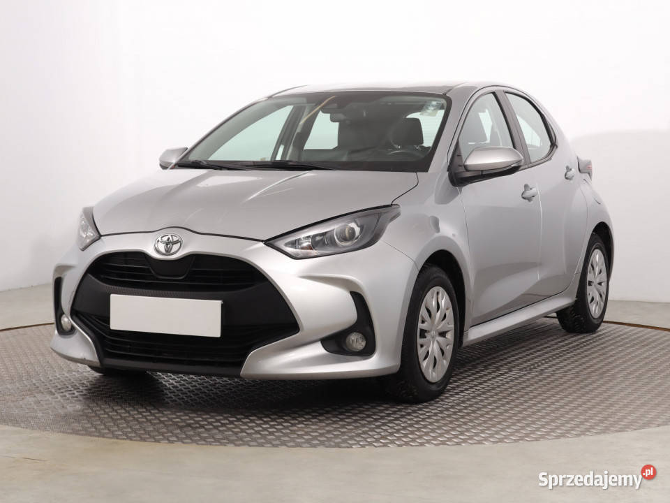 Toyota Yaris 15 VVTi gniazdo USB Yaris