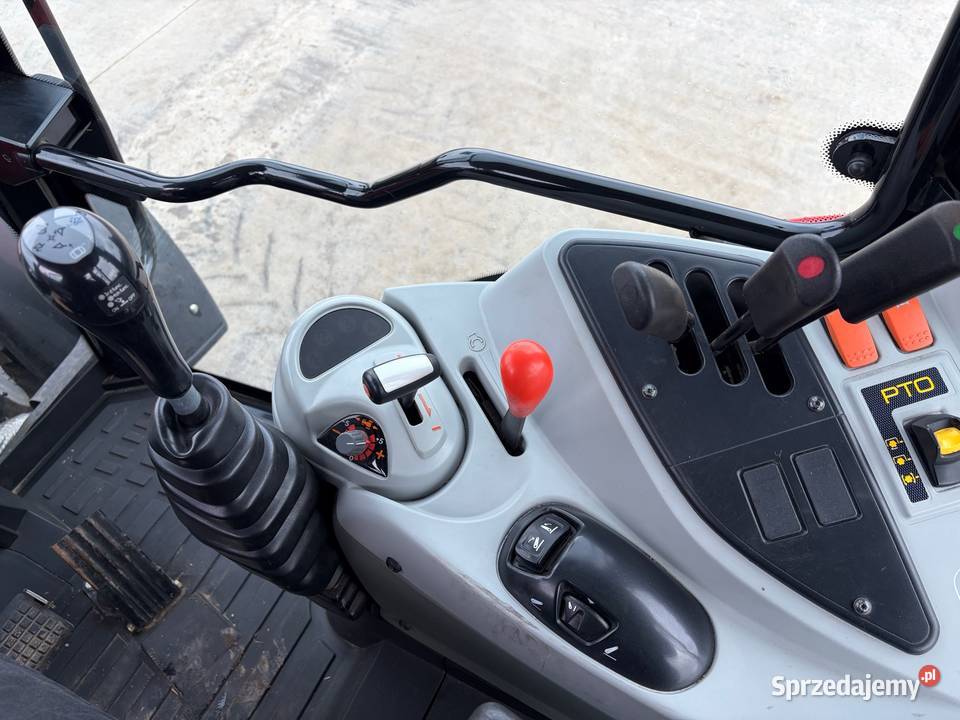 Ciągnik Massey Ferguson 5430 z ładowarką Małkowice