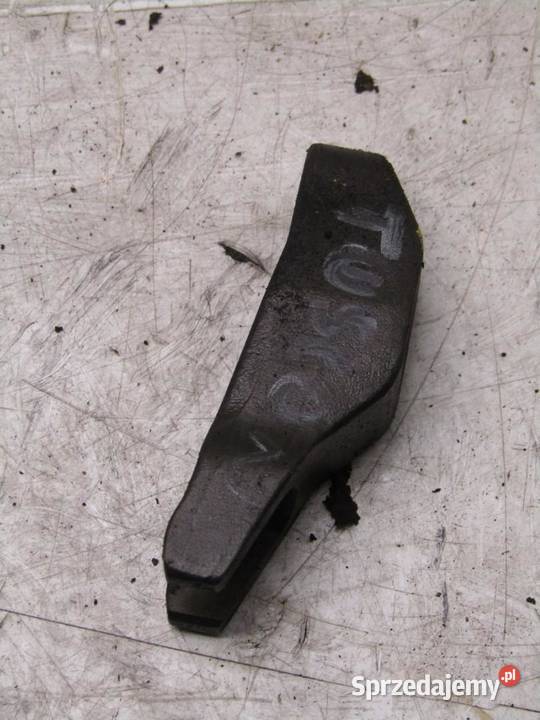 ŁAPKA MOCOWANIE WTRYSKU 17 CRDI HYUNDAI TUCSON