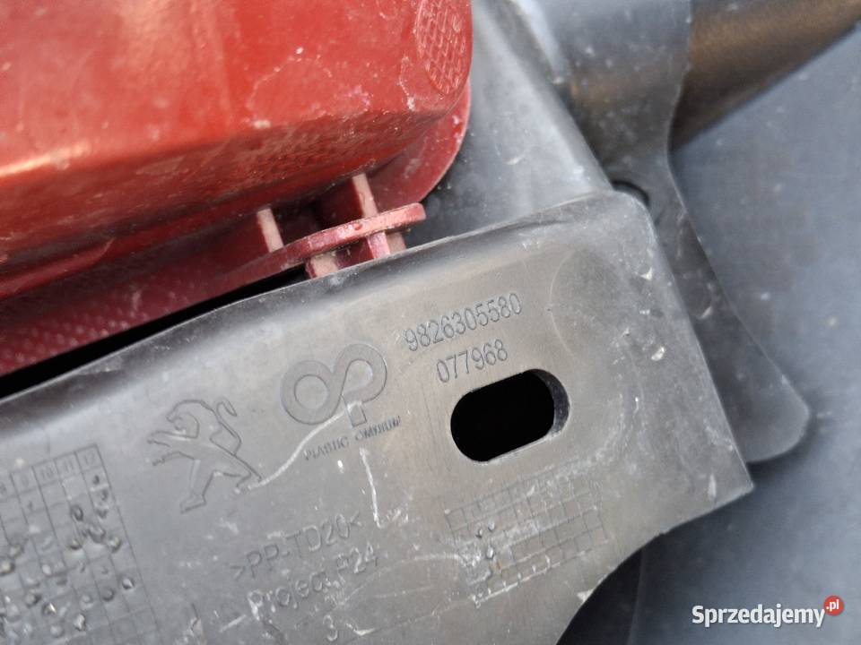 PEUGEOT 2008 II ZDERZAK TYŁ TYLNY NAROŻNIK LEWY Bieleń sprzedam