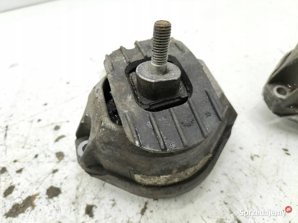 PODUSZKA SILNIKA KOMPLET 44 V8 Bmw Seria 6 II osobowe