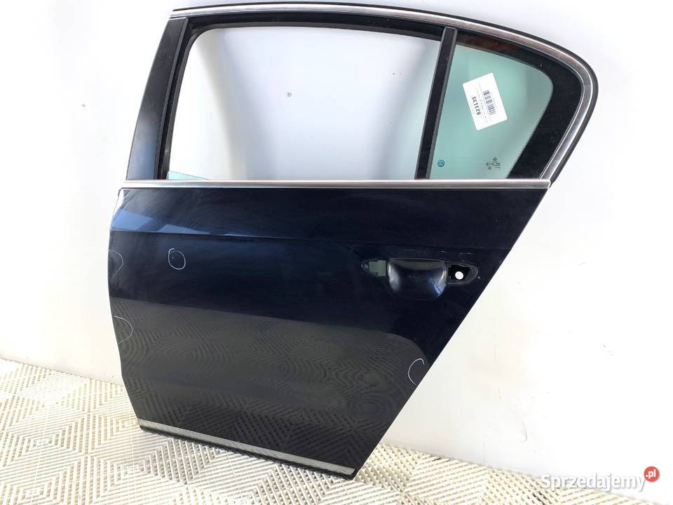 DRZWI LEWY TYŁ VW PASSAT B7 SedanLimuzyna 1015 osobowe podkarpackie