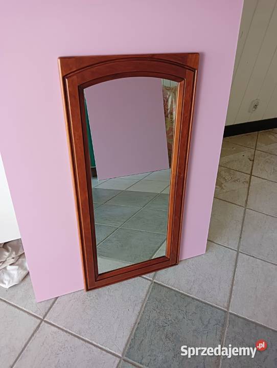 Lustra do przedpokoju na działkę Kalisz