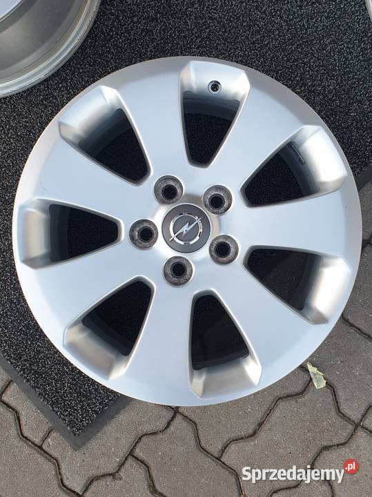 Felgi Alu 17 Opel Insignia 5x120 BdbStan pomorskie Dziemiany