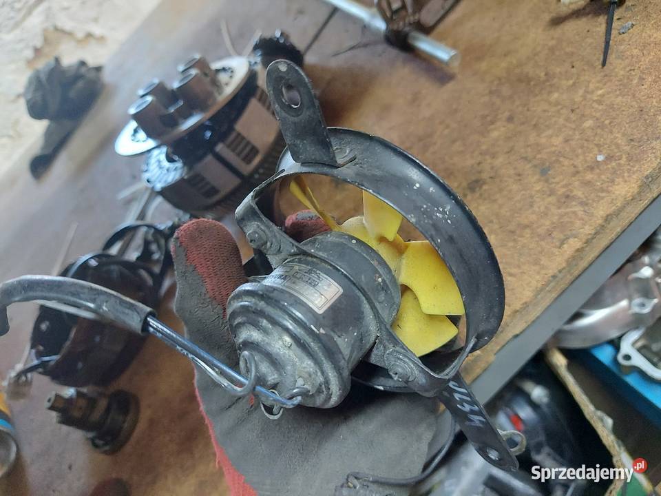 Honda CBR 125 jc34 wiatrak wentylator chłodnica