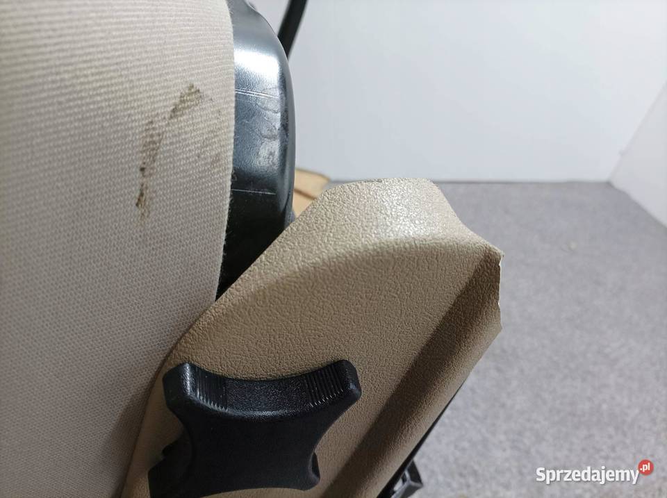 FOTELE KANAPA BOCZKI JASNE SEDAN MercedesBenz