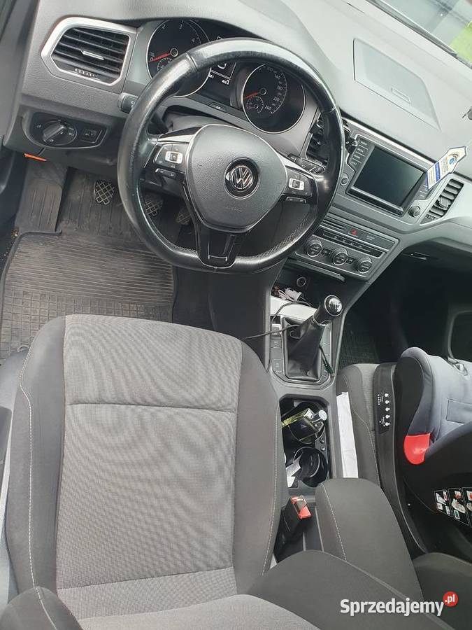 VW Golf sportsvan 16 tdi nowy rozrząd radar łódzkie