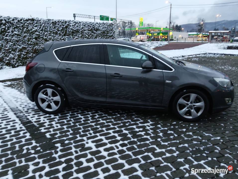 Opel Astra 20 CDTI 160 skóra podgrzewane fotele klimatyzacja