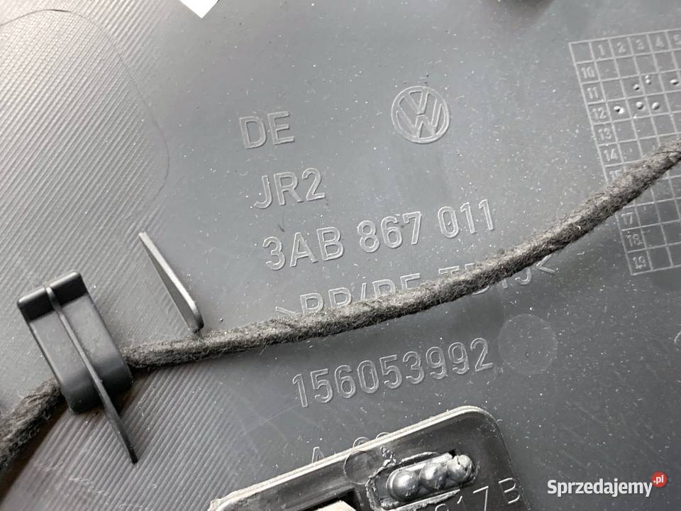 BOCZEK DRZWI LEWY PRZÓD VW PASSAT B7 Kombi 1015 osobowe Tapicerki samochodowe