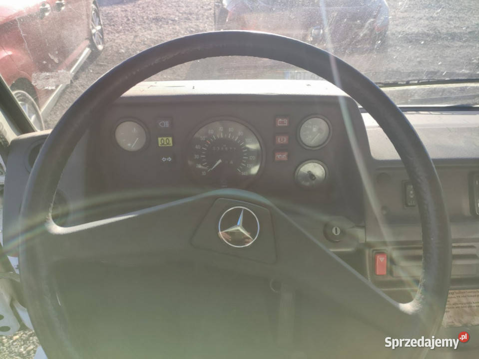 tankowozy Mercedes 308D Lipówki