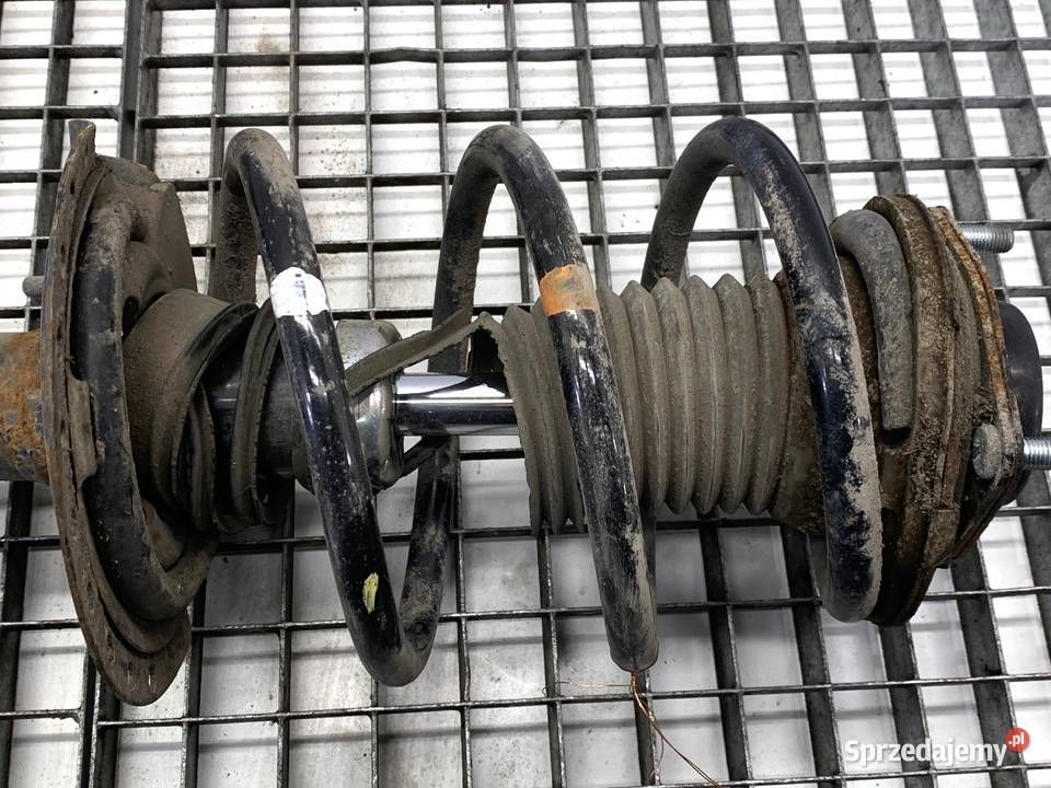 AMORTYZATOR LEWY PRZÓD ZE SPRĘŻYNĄ MITSUBISHI sprzedam