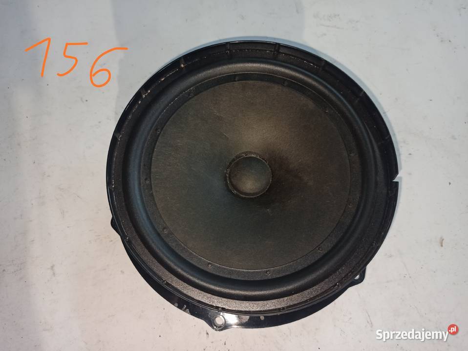 Głośnik niskotonowy przód Golf 5 V 156