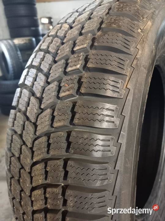 4x Opona NIEUŻYWANA ZIMOWA 21570R15 MAXXIS 219 Zaścianki sprzedam