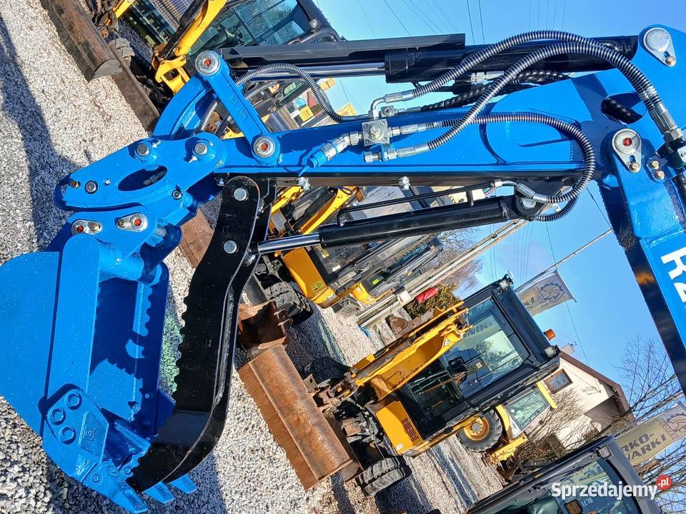NOWA Minikoparka RIPPA R22 PRO 2200 mega Złoczew