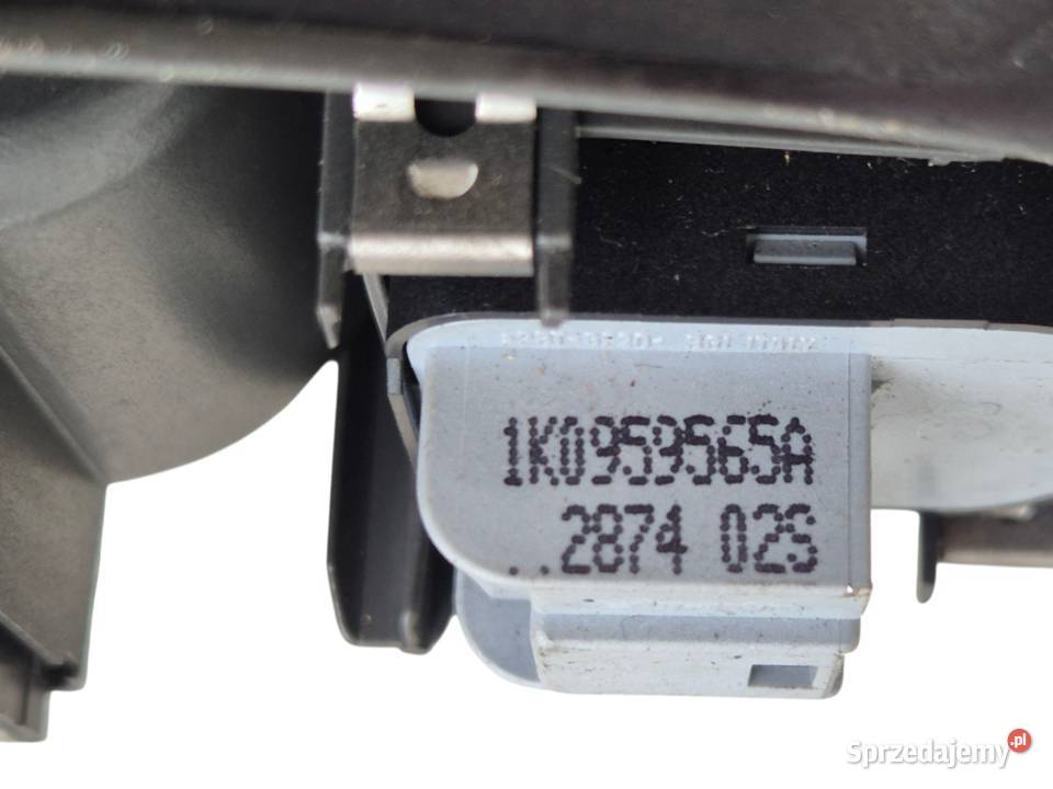 PANEL RĄCZKA PRZEŁĄCZNIK SZYB VW GOLF V osobowe Panele sterowania, przełączniki Działoszyce