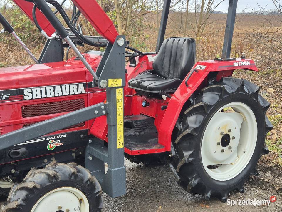 Traktorek SHIBAURA D215D 21 44 Wspomaganie Ładowacz czołowy Pozostałe Małuszyn