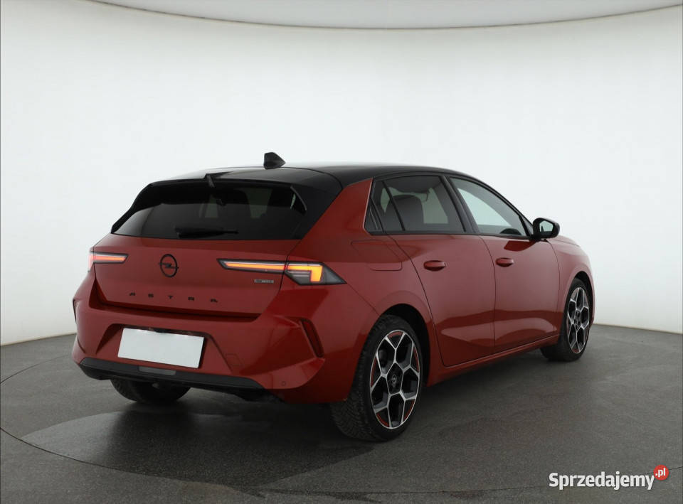 Opel Astra PluginHybrid 16 T kamera cofania sprzedam