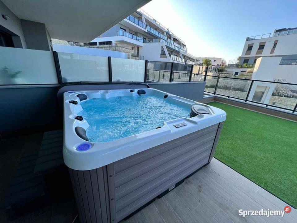 Wanna z hydromasażem jacuzzi ogrodowe Trident Majdan sprzedam