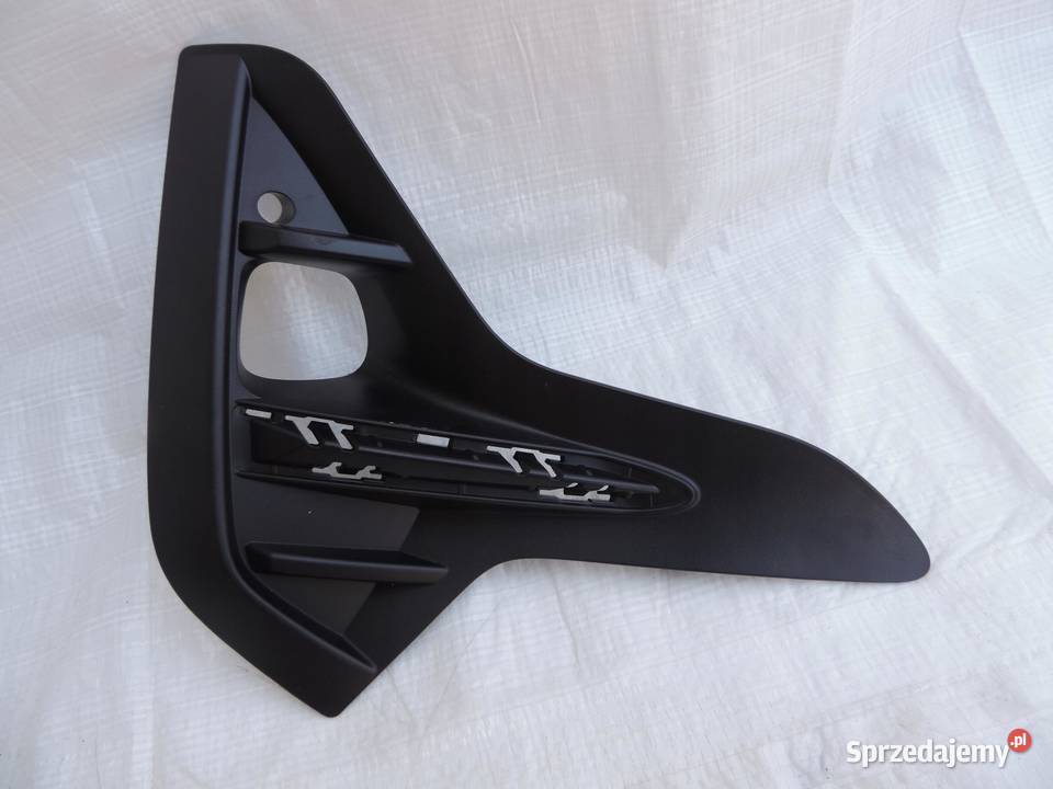 KRATKA RAMKA HALOGENU LEWA OPEL INSIGNIA B NOWA sprzedam