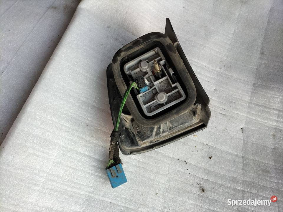 CITROEN XANTIA LAMPA TYŁ TYLNA PRAWA