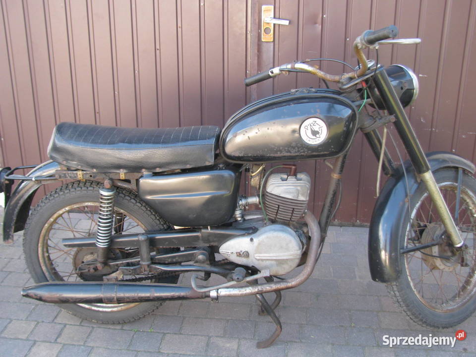 WSK 125 B3 1980r oryginał plomby mały przebieg Lubochnia