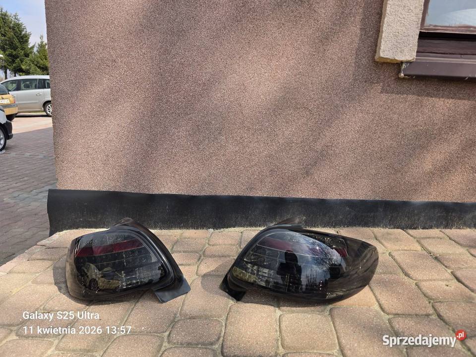 Lampy tyl peugeot 206 hb