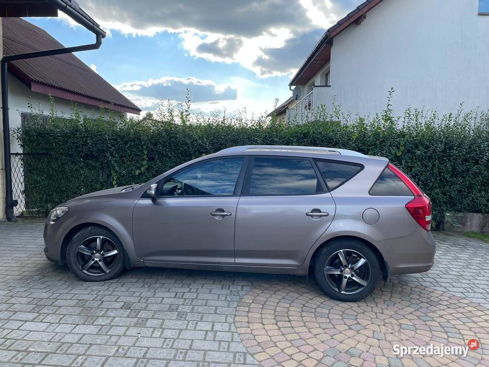 Kia ceed 16 crdi 115 310000km Zalas