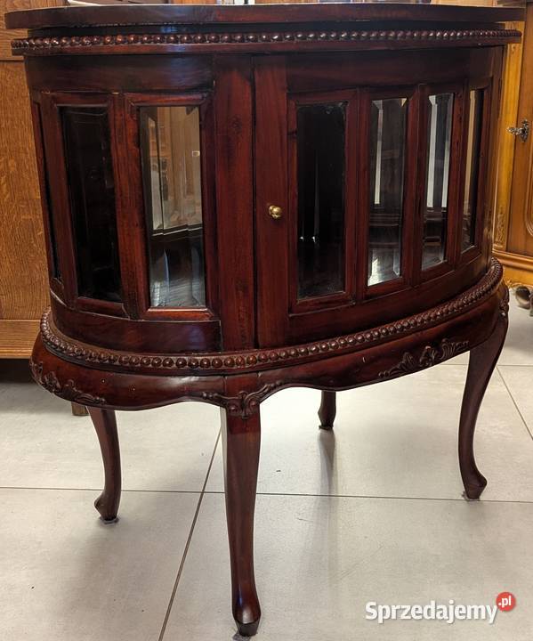 ładny barek z fazowanymi szybkamility Dąbrowa Górnicza sprzedam