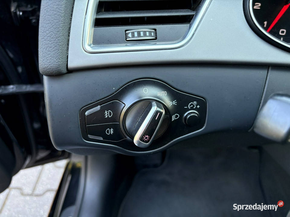 Audi A4 Avant 18 170 Xenony LEDy Sportowe fotele Lipówki