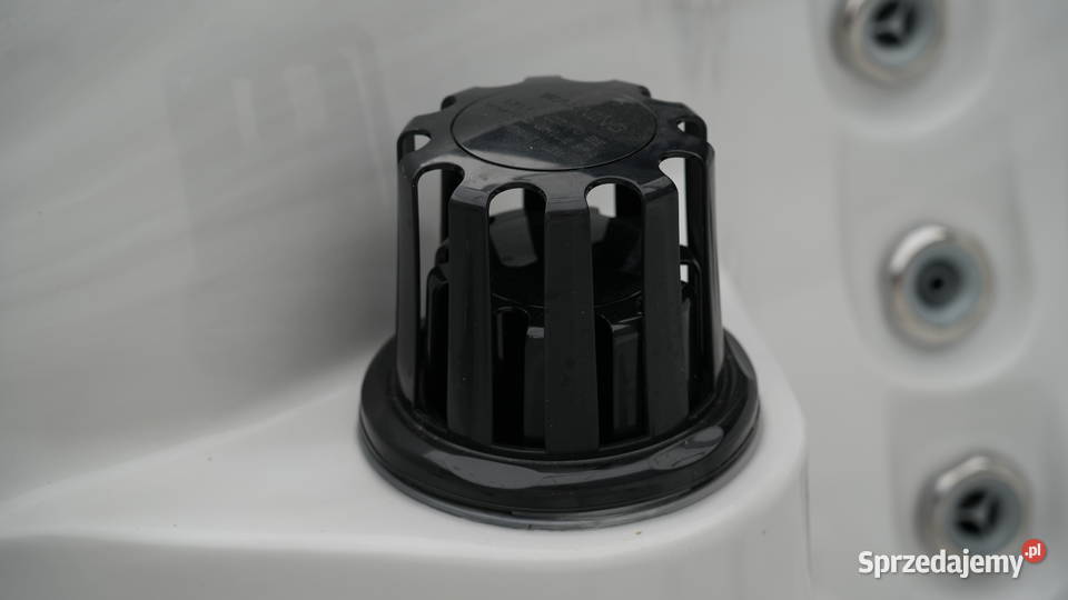 Używana wanna z hydromasażem jacuzzi Sunbelt podkarpackie Olchowa sprzedam