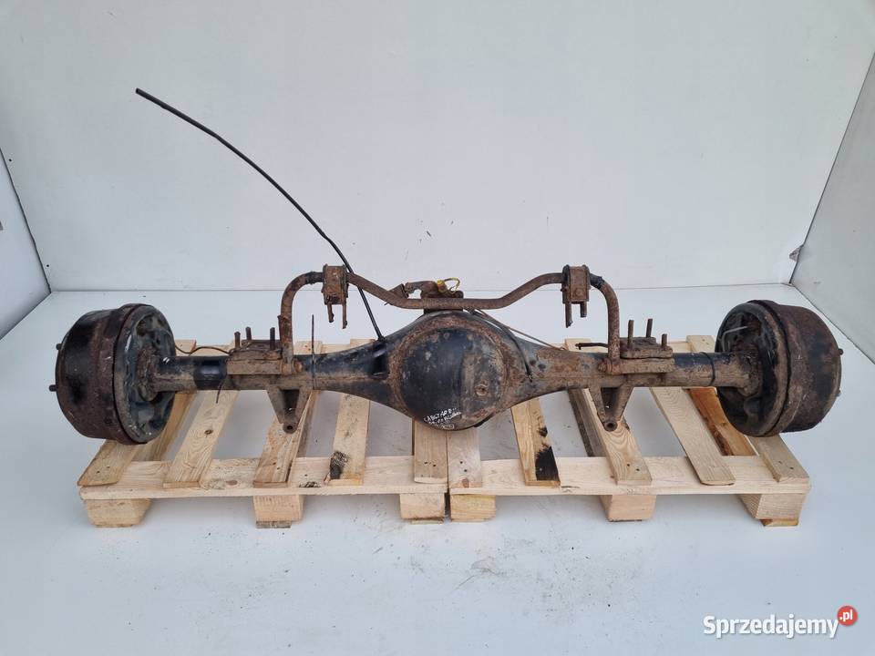 Nissan Cabstar 30 D TD TYLNI MOST TYLNY TYŁ Mosty Chełm