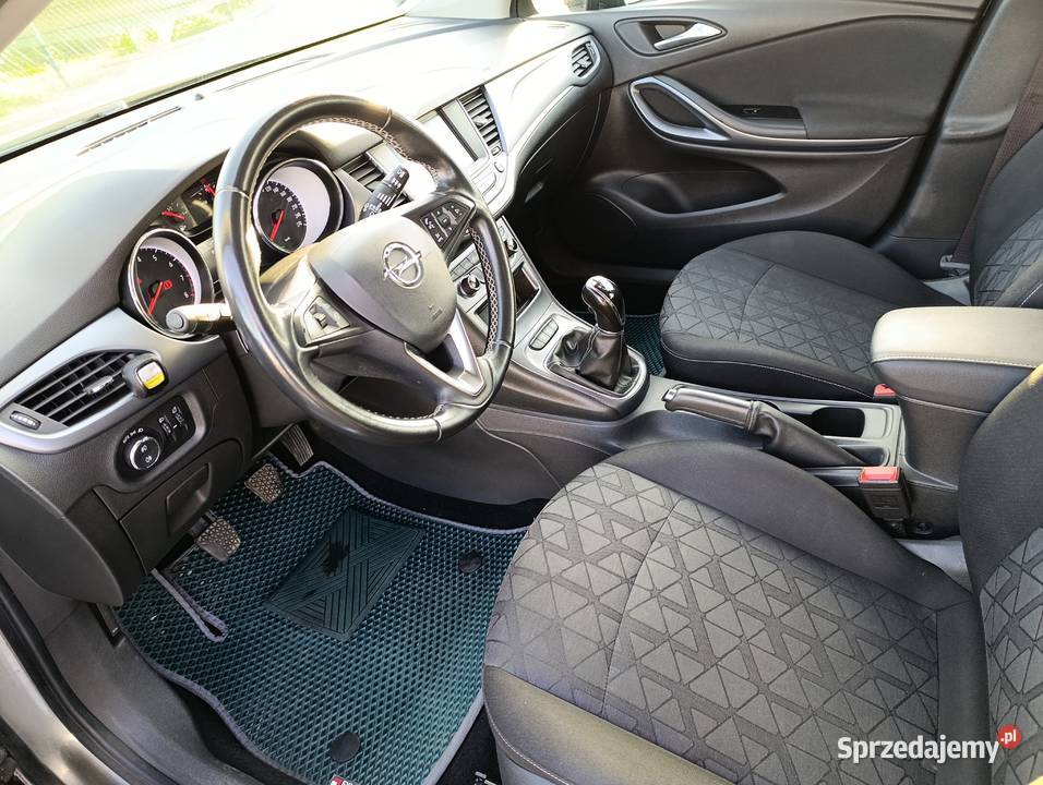 Opel AStra Sports Tourer 2019 benzyna mazowieckie Warszawa