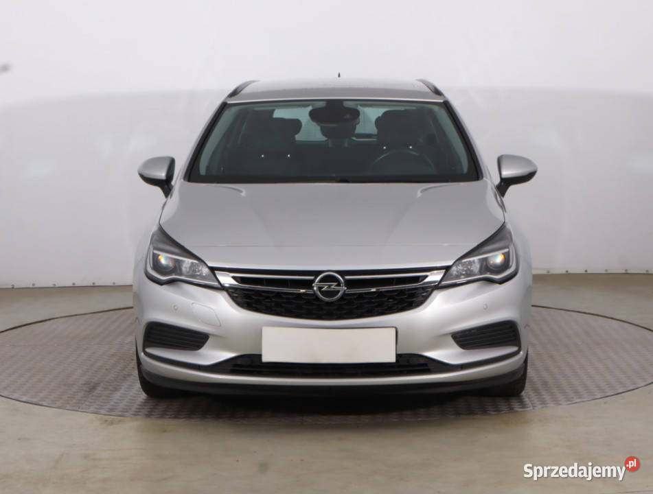 Opel Astra 14 T Piaseczno