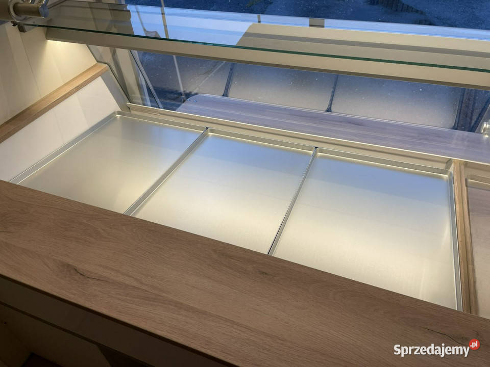 Renault Master Autosklep piec Sklep biały Syców