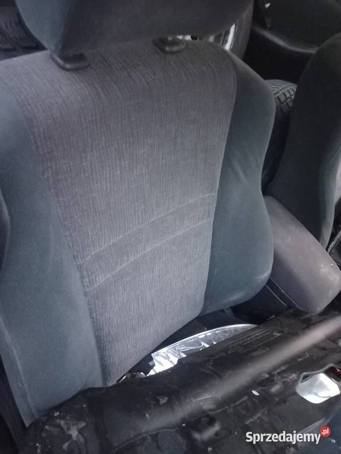 Toyota corolla d4d werso Lampy tylne drzwi deska Kraków