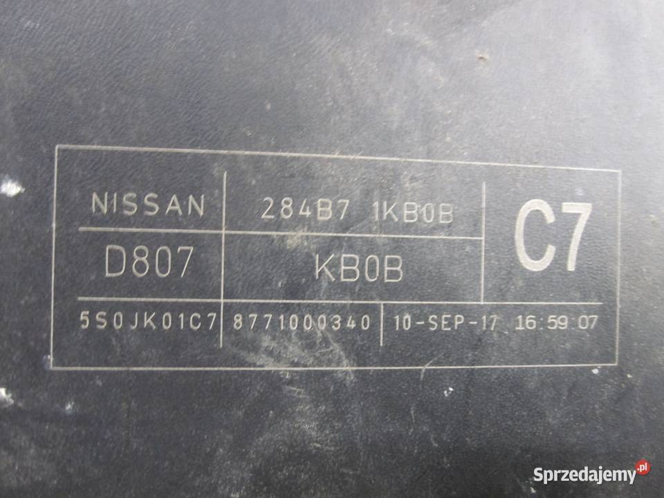 NISSAN JUKE 10r skrzynka bezpieczników osobowe Kielce