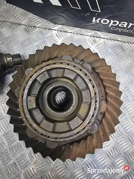 Dyferencjał mechanizm różnicowy Massey Ferguson Gdynia