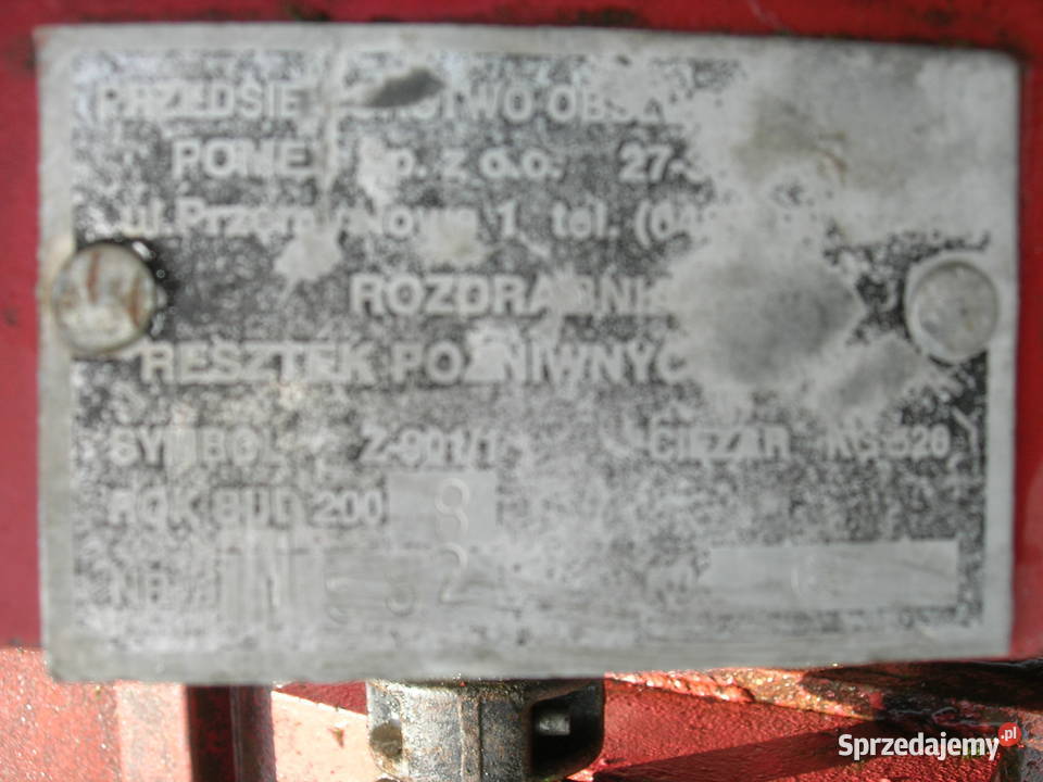 kosiarka tłuka rozdrabniacz resztek pożniwnych i nieuszkodzony