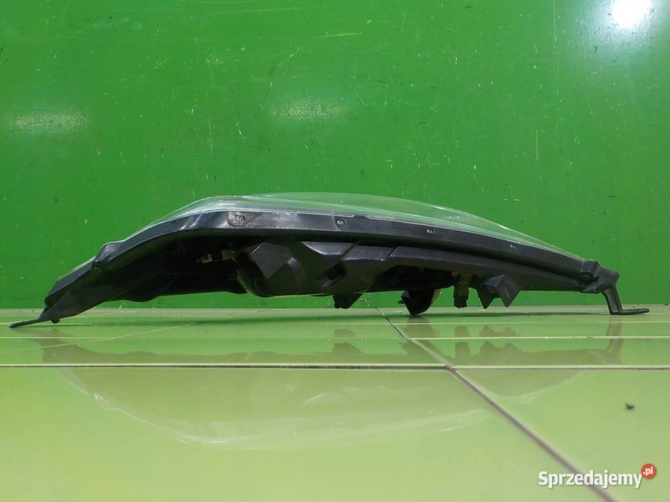 NISSAN JUKE I F15 16 B 10r lampa lewa przod Suków